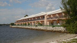 Exterior - Palm Beach Resort and Beach Club (1897333) (Palm Beach)
