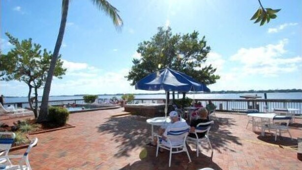 Property grounds - Palm Beach Resort and Beach Club (1897333) (Palm Beach)
