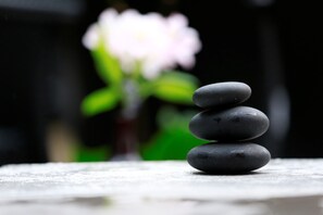 Deep-tissue massages, 1 treatment room, massages
