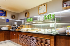 Petit déjeuner buffet compris tous les jours