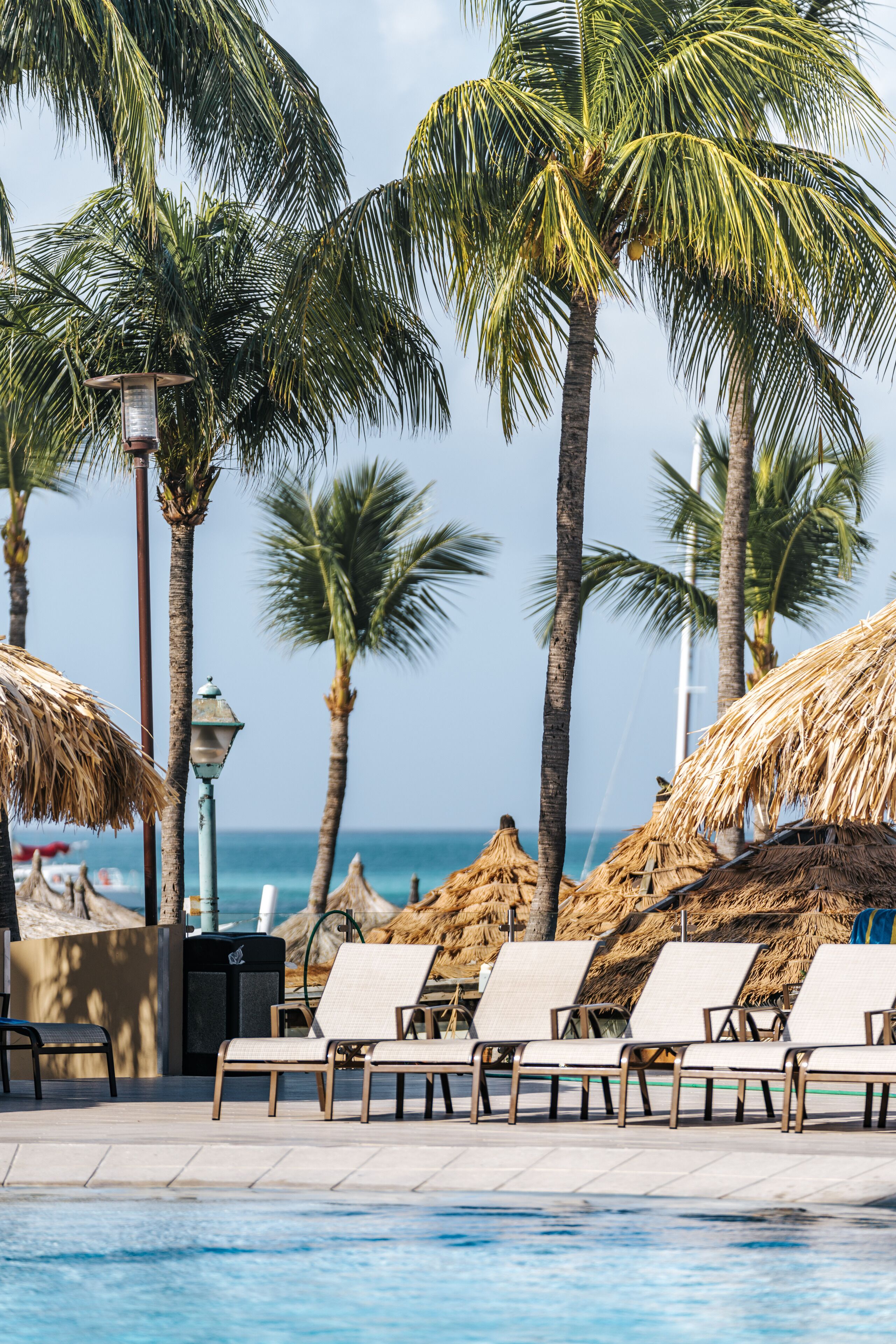 2 outdoor pools, pool umbrellas