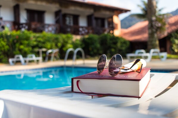 Outdoor pool, sun loungers