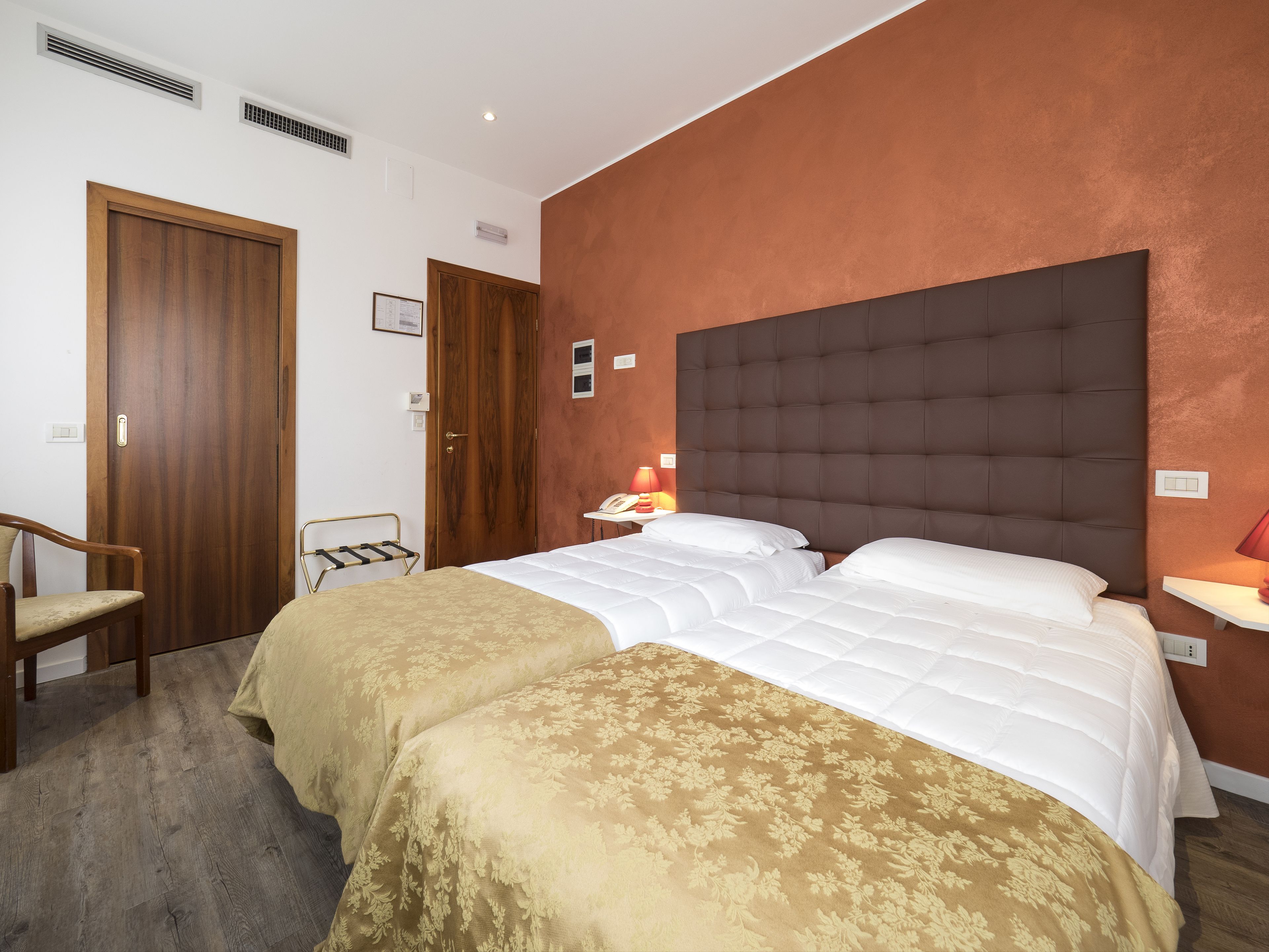 superior double room | 1 bedroom, pillow-top beds, minibar, in-room safe