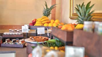 Desayuno buffet incluido todos los días