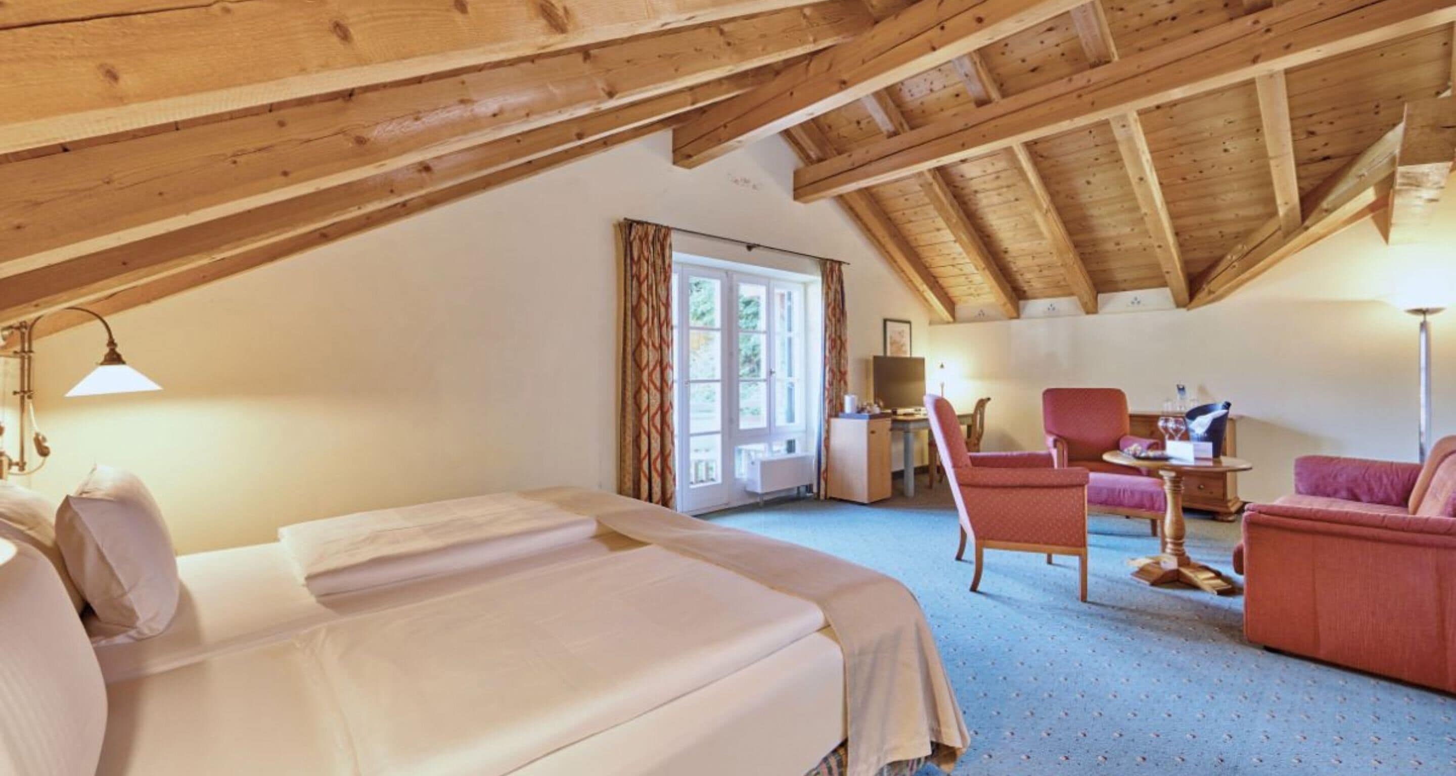 Superior-Zimmer, Mehrere Betten, Balkon | 高档床上用品、客房内保险箱、熨斗/熨板、折叠床/加床（额外收费）