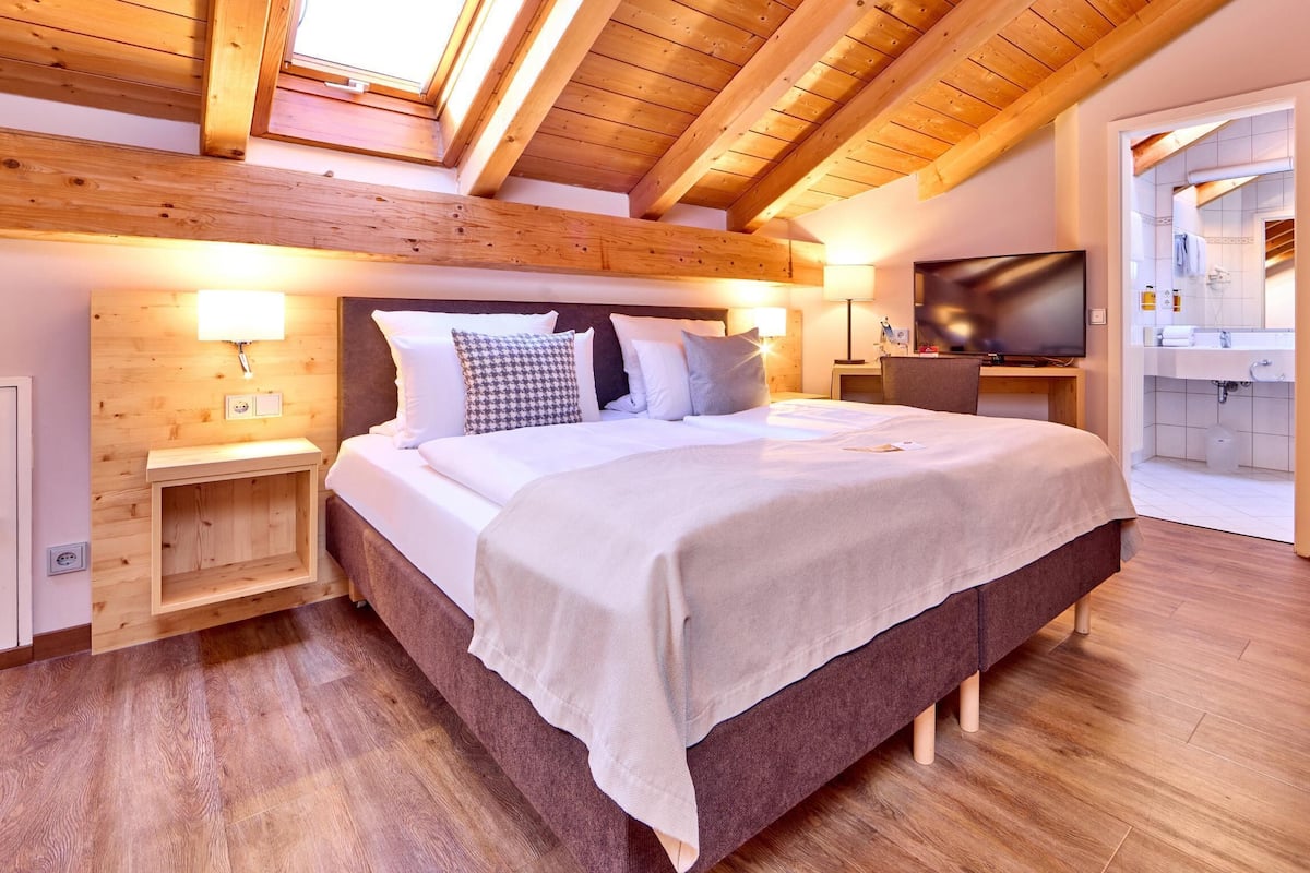 Roupas de cama premium, cofres nos quartos