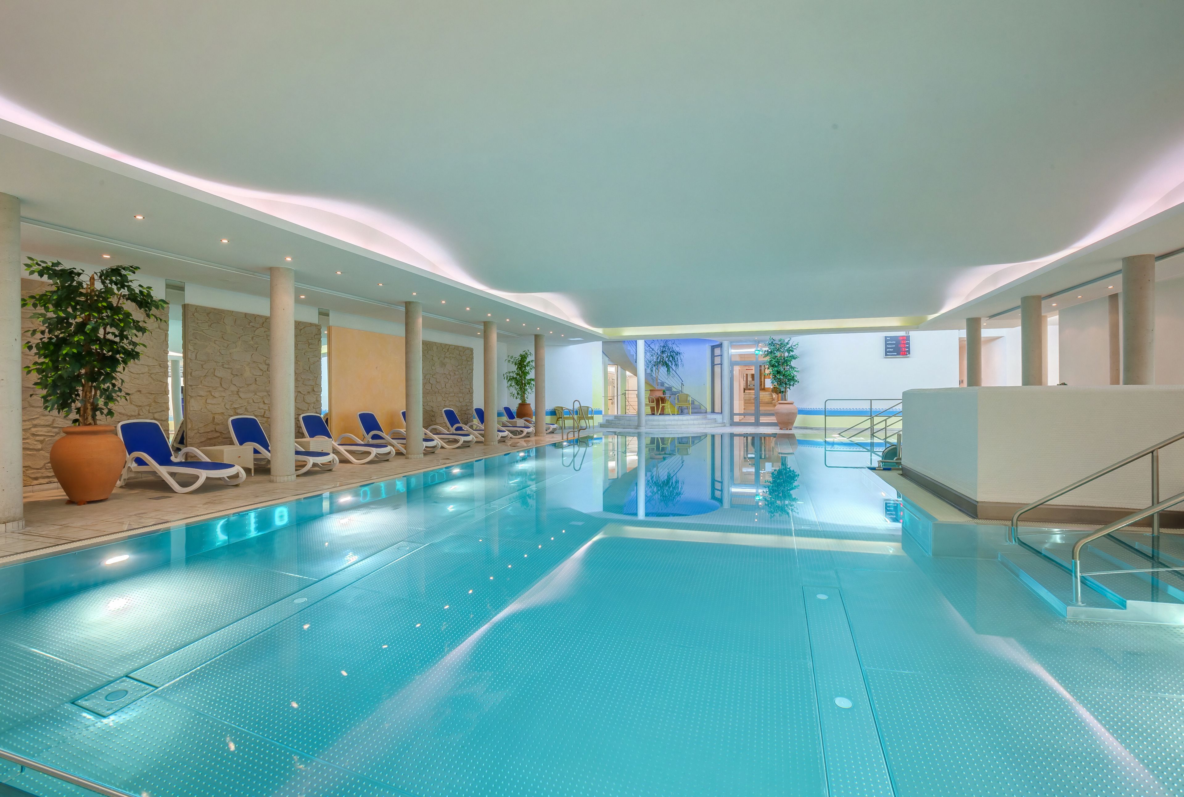 indoor pool, pool loungers