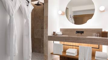 Shower, free toiletries, hair dryer, bathrobes