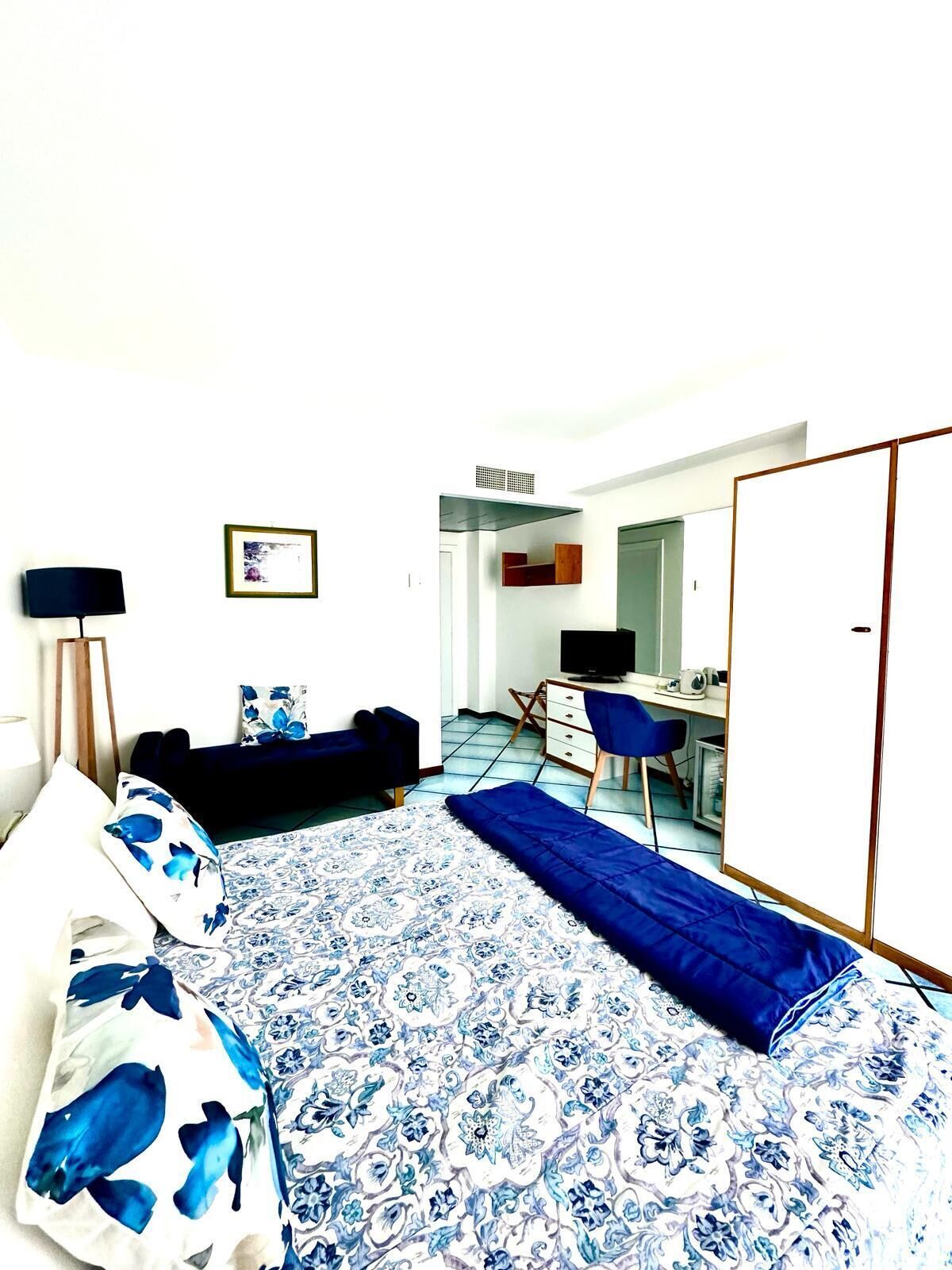 double or twin room, balcony, sea view | minibar, in-room safe, desk, soundproofing
