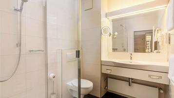 In-room safe, desk, blackout drapes, soundproofing