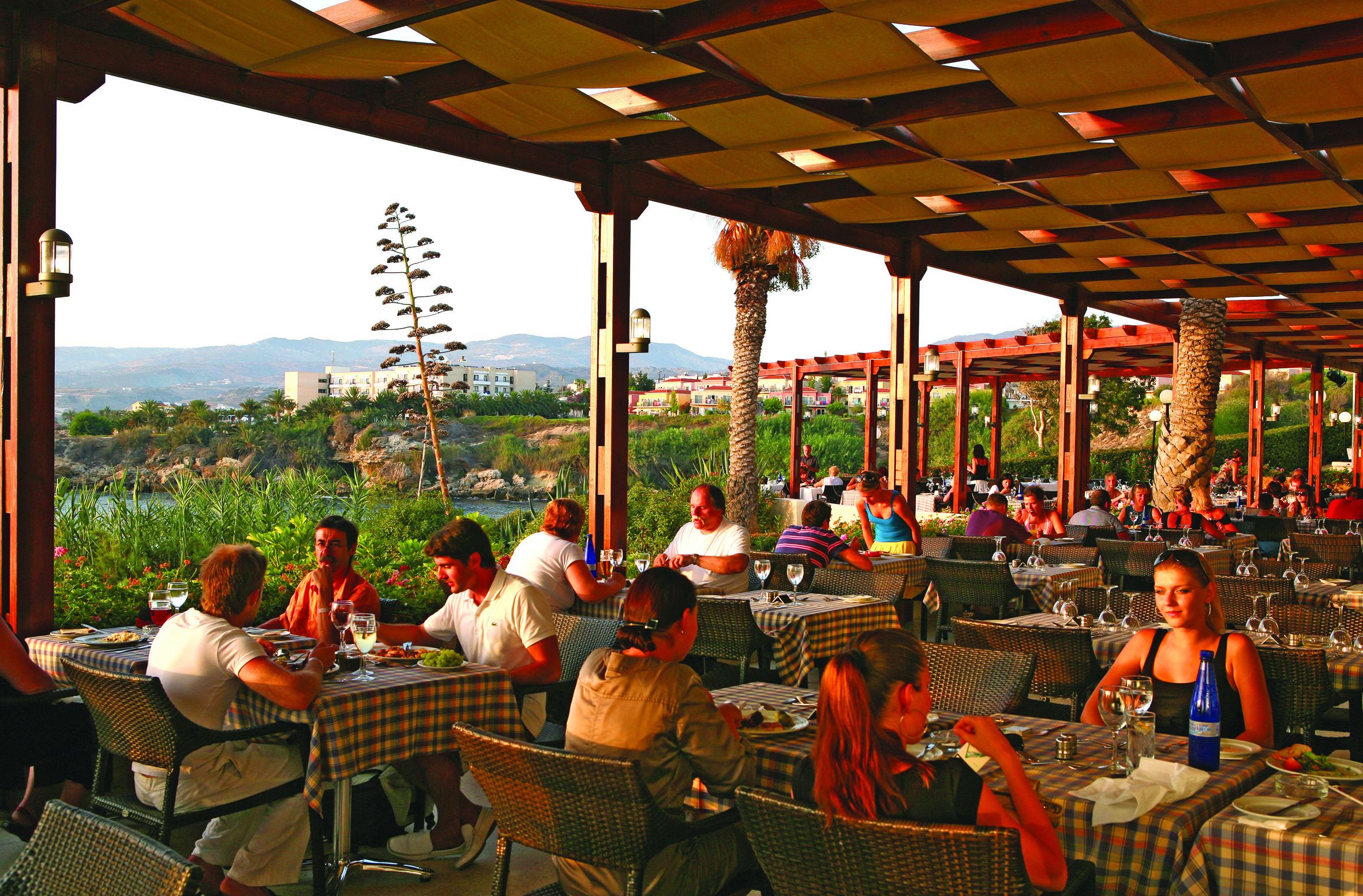 Tempat makan luar