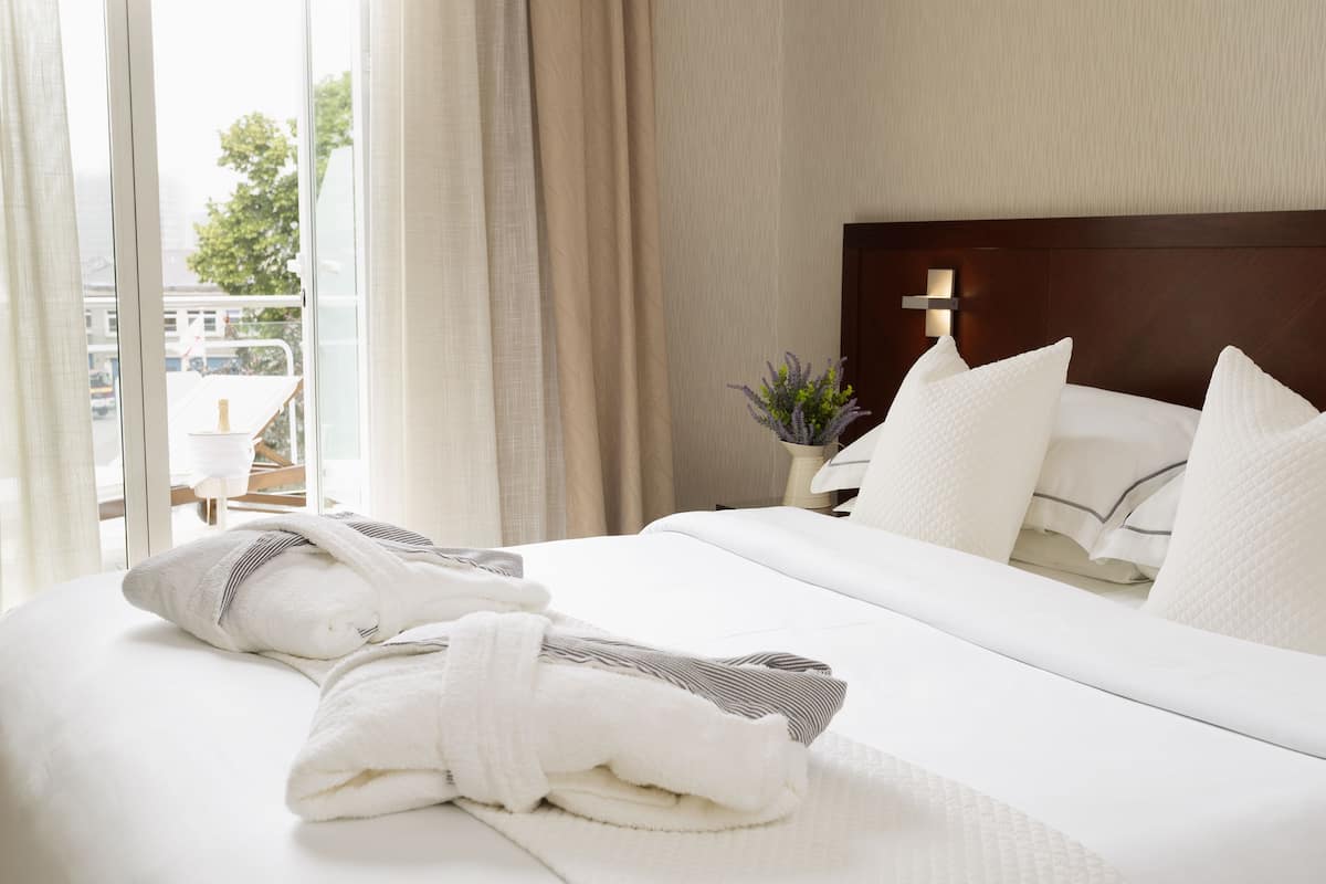 hypo-allergenic bedding, pillow-top beds, in-room safe, desk