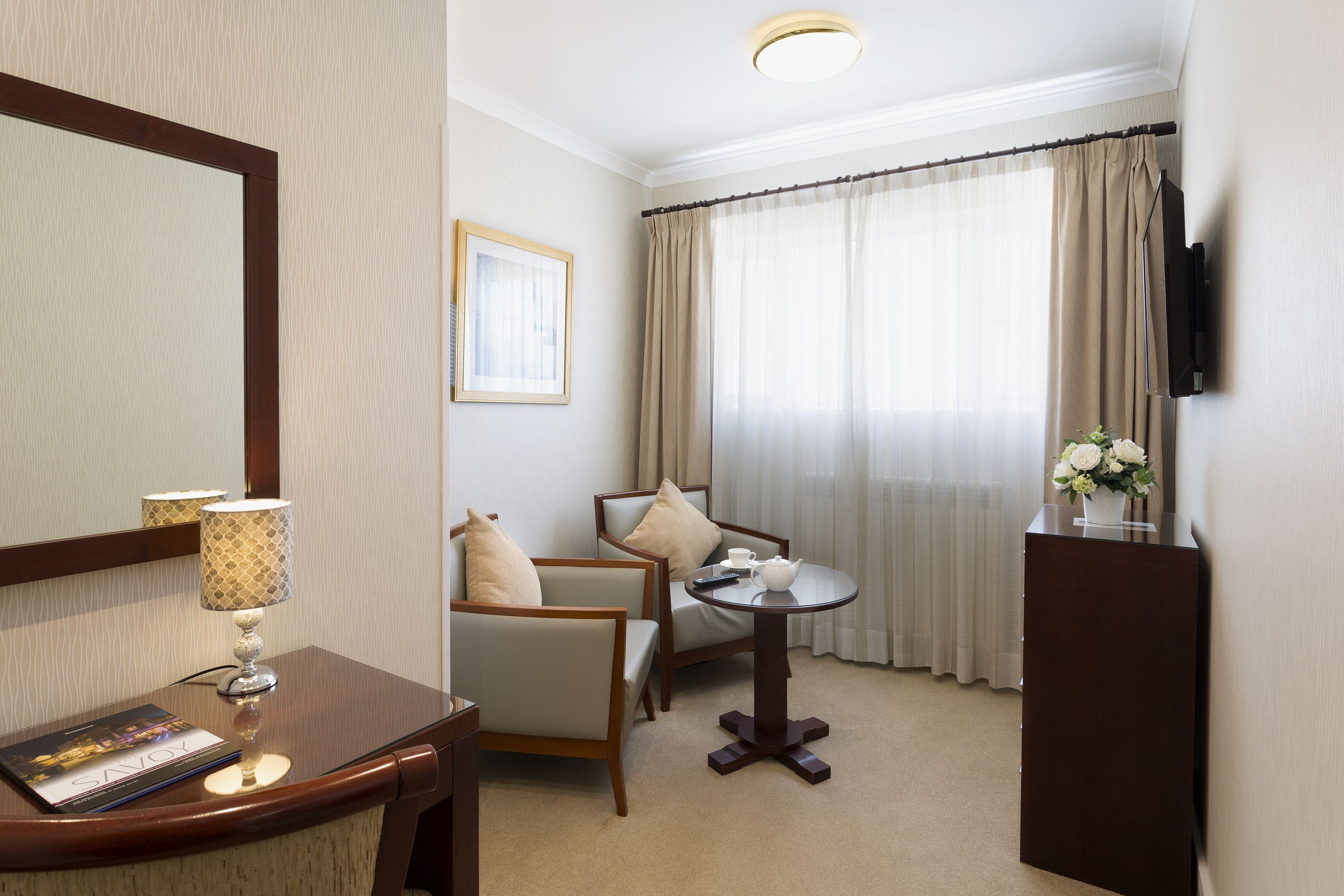 hypo-allergenic bedding, pillow-top beds, in-room safe, desk