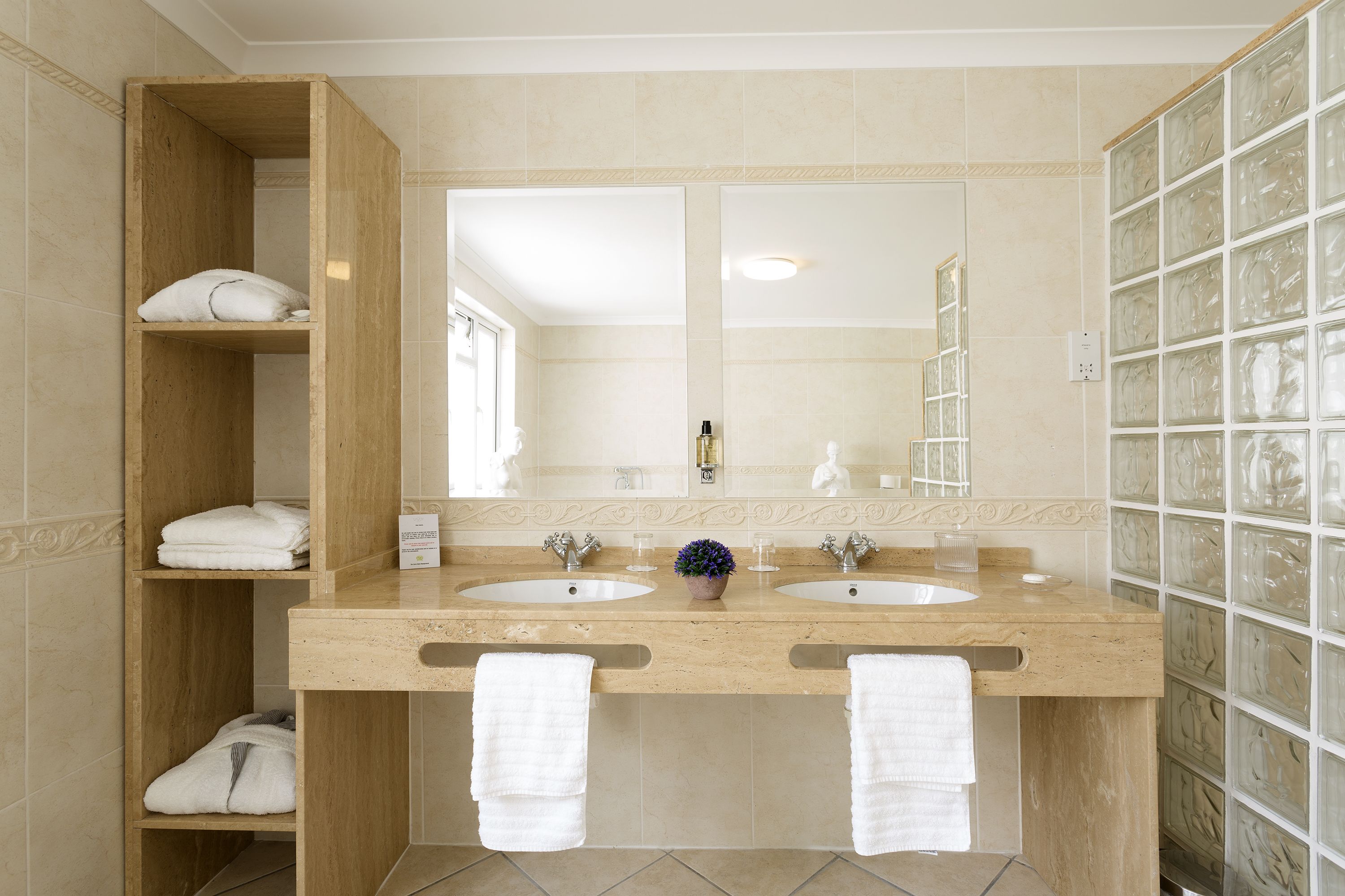 combined shower/bathtub, free toiletries, hair dryer, towels