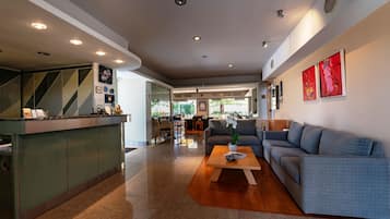 Sala de estar en el lobby