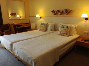 Family Apartment, 2 Bedrooms | In-room safe, desk, blackout drapes, soundproofing - Creta Solaris Holliday Apartments (Hersonissos)