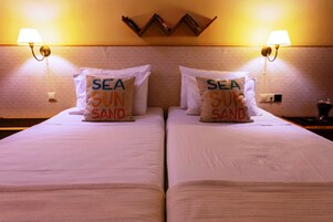 Family Apartment, 2 Bedrooms | In-room safe, desk, blackout drapes, soundproofing