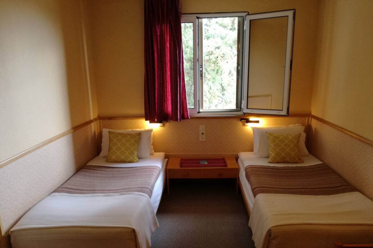 Apartment, 1 Bedroom | In-room safe, desk, blackout drapes, soundproofing
