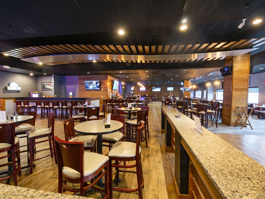 Breakfast (USD 9.95 per person)