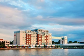 Sheraton Erie Bayfront Hotel