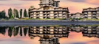 THE Beach Club Resort