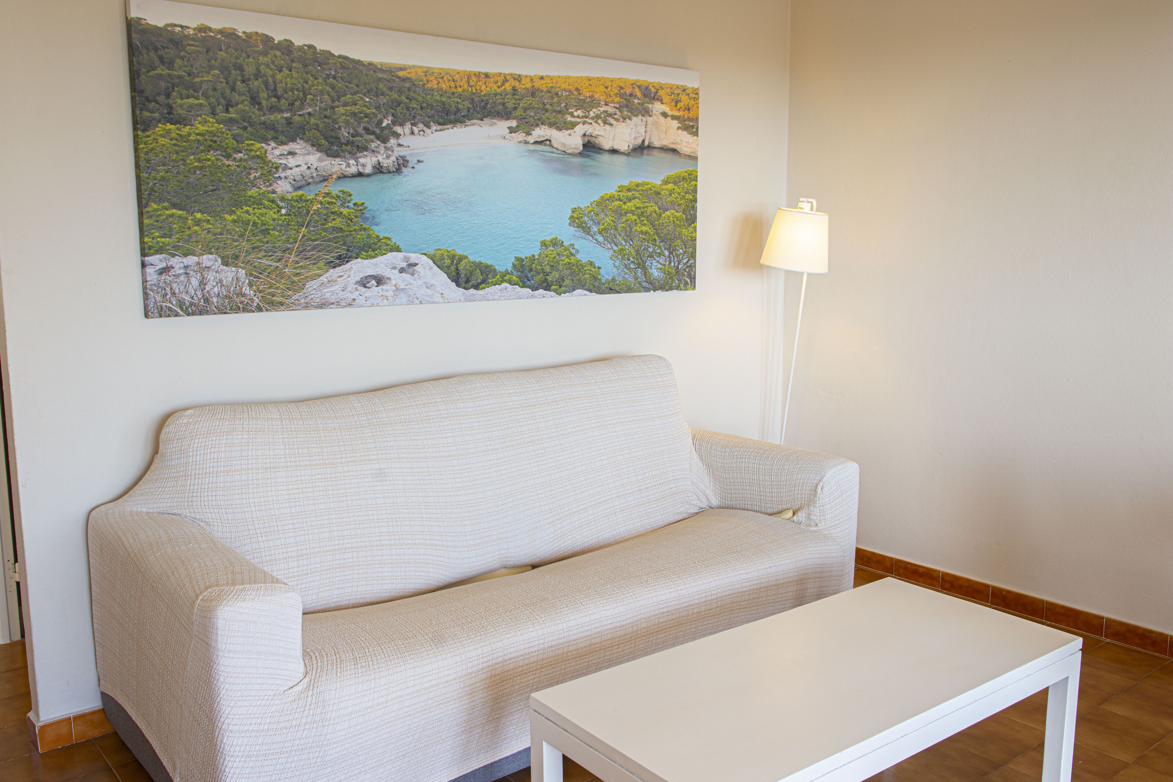 26-inch tv with cable channels