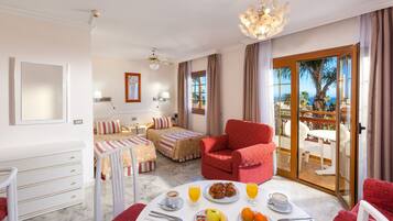 Studio, 2 Single Beds | 1 bedroom, desk, laptop workspace, iron/ironing board