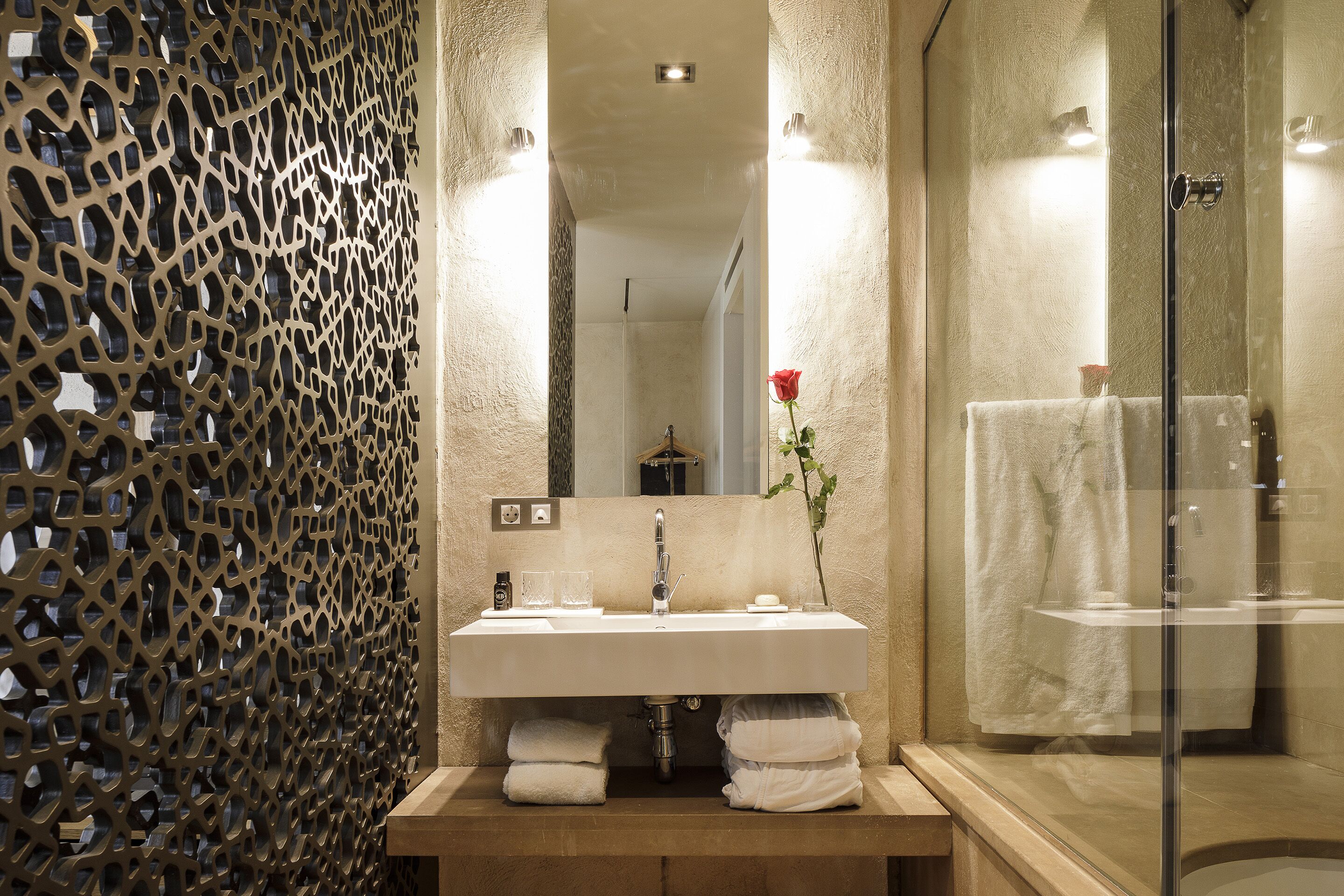 gran deluxe | bathroom | designer toiletries, hair dryer, bathrobes, towels