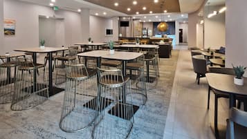 包含每日欧式早餐