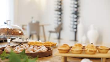 Petit déjeuner buffet compris tous les jours