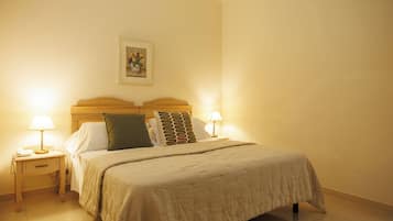 Minibar, in-room safe, desk, soundproofing