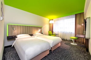 Superior Room | Premium bedding, in-room safe, desk, blackout drapes - Park Inn by Radisson Nuremberg (Nuremberg)