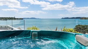 Luxury Room, 2 Bedrooms, Hot Tub, Ocean View | Terrace/patio - Blue Pacific Quality Apartments (Paihia)