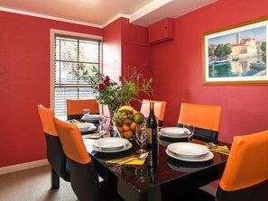 Dining - Victoria Lodge (Rotorua)