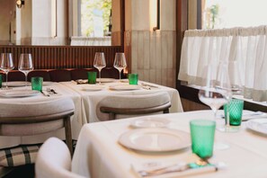 Restaurant - NH Collection Paseo del Prado (Madrid)