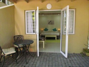Room (Protea) | Terrace/patio - The Saffron House (Ballito)