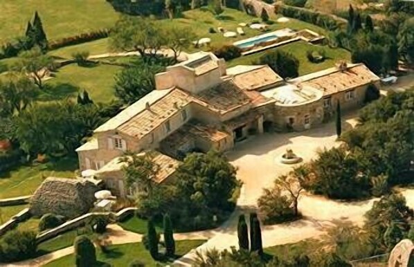 บริเวณภายนอก