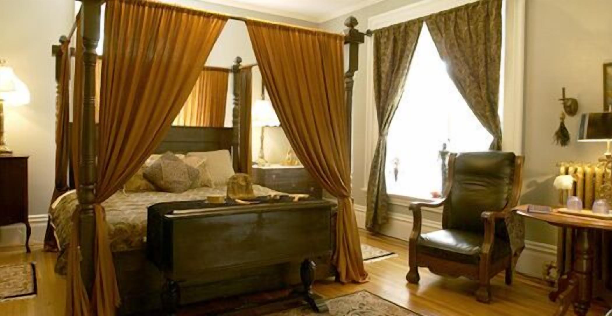 Individually decorated, individually furnished, free WiFi