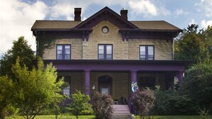 Front of property - Moondance Inn Bed & Breakfast (Red Wing)