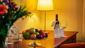 Unclassified image, 4 of 23, button - Hotel U Divadla (Prague)