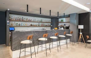 Petit déjeuner servi sur place