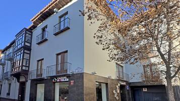 Facciata della struttura