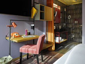 Premium bedding, down duvets, minibar, in-room safe