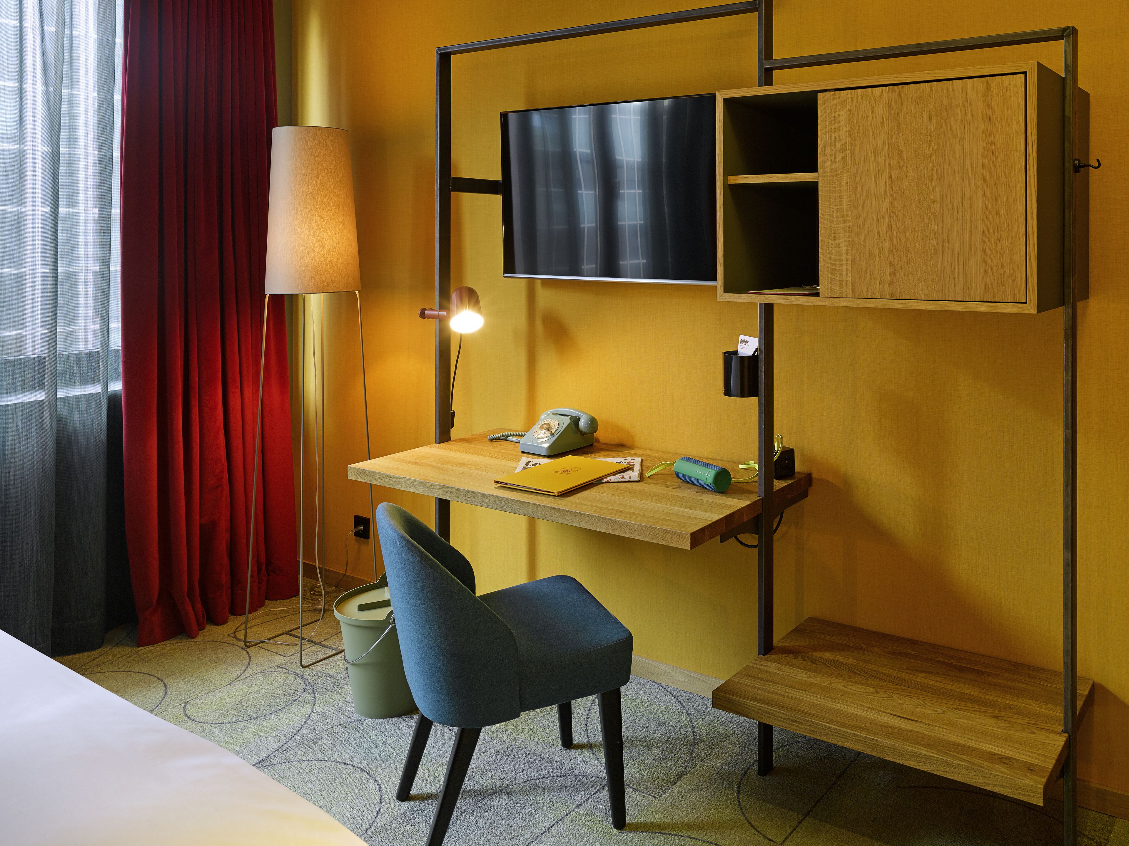 premium bedding, down duvets, minibar, in-room safe