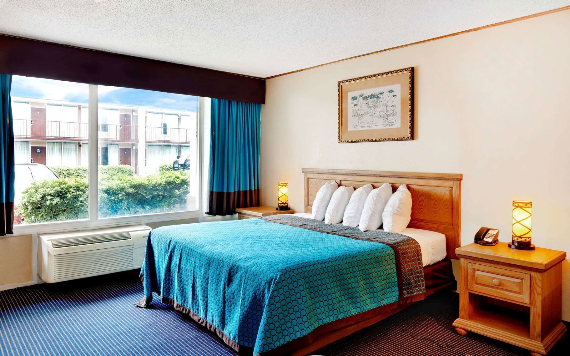 1 bedroom, desk, iron/ironing board, free WiFi