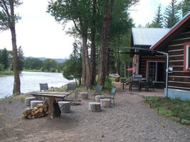 Área de parrillas y picnic