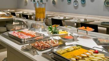Daily buffet breakfast (EUR 15 per person)