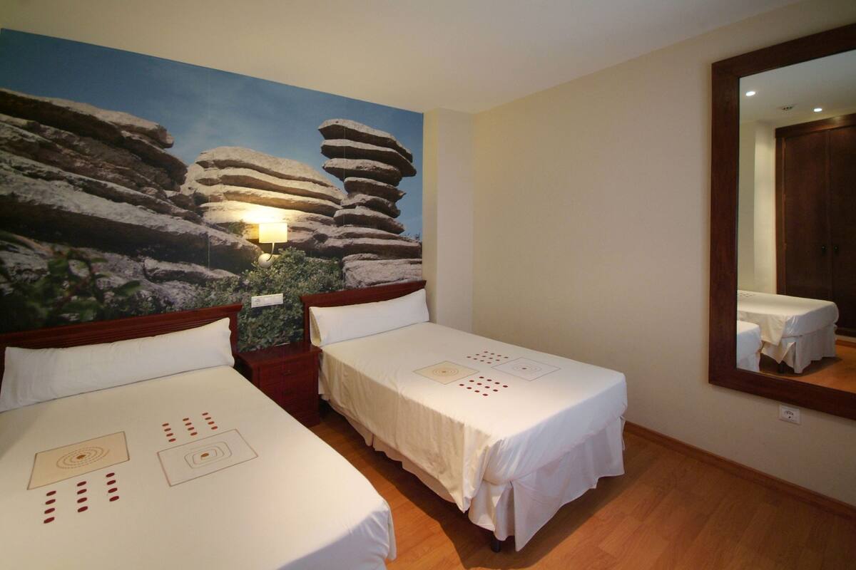 1 bedroom, in-room safe, individually decorated, iron/ironing board