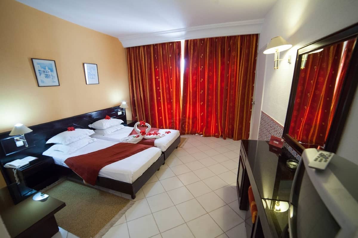 1 bedroom, minibar, in-room safe, desk