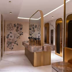 Couples treatment room(s), aromatherapy, deep-tissue massages